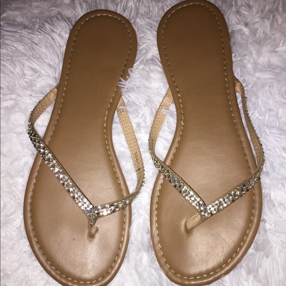 Sandals - Picture 1 of 2